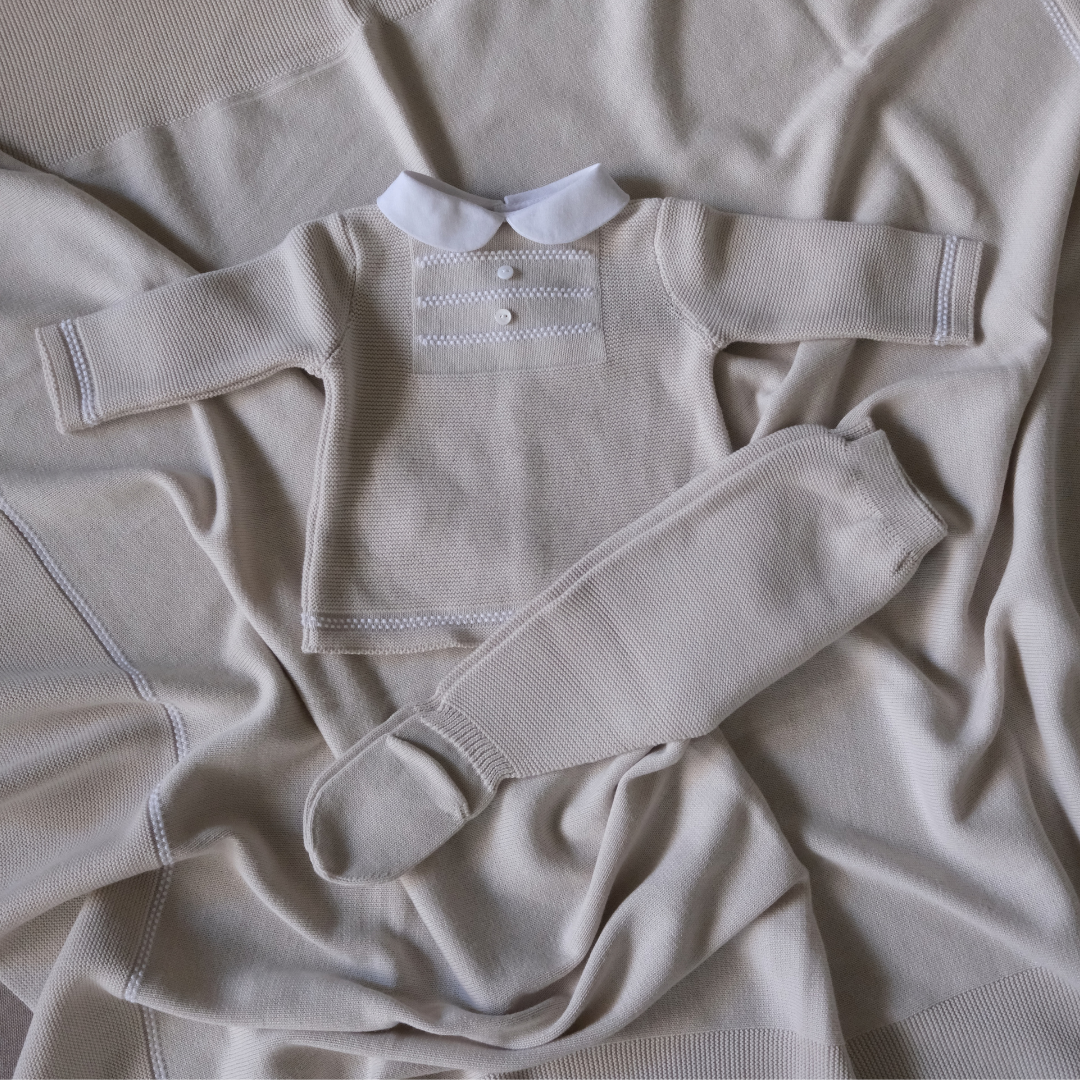 Pack regalo Edmonton beige (conjunto + toquilla)