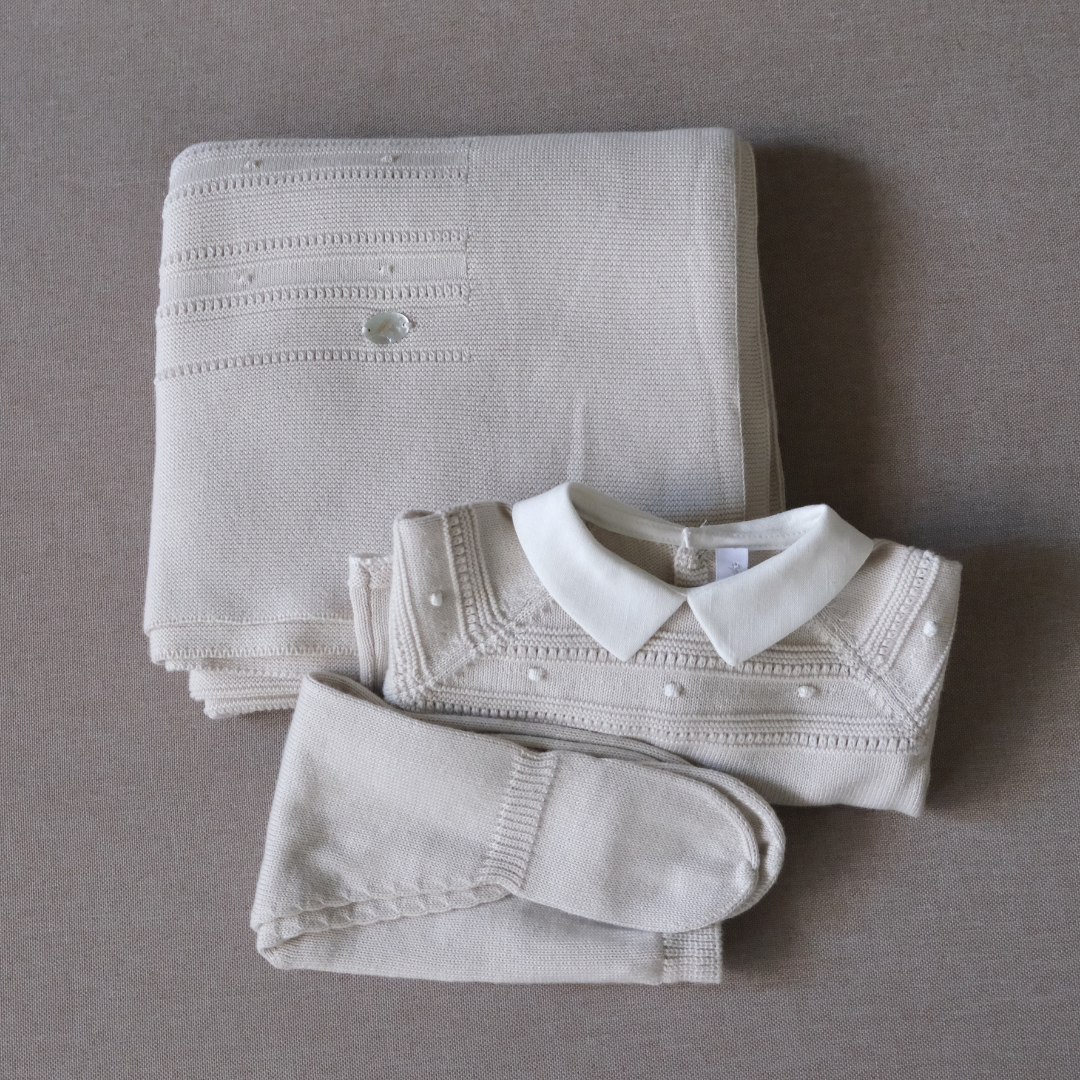 Pack regalo Niagara beige (conjunto + toquilla)