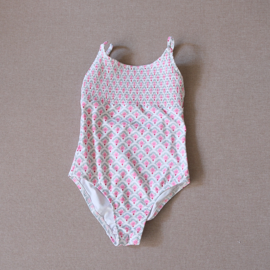 Traje de baño flores rosas