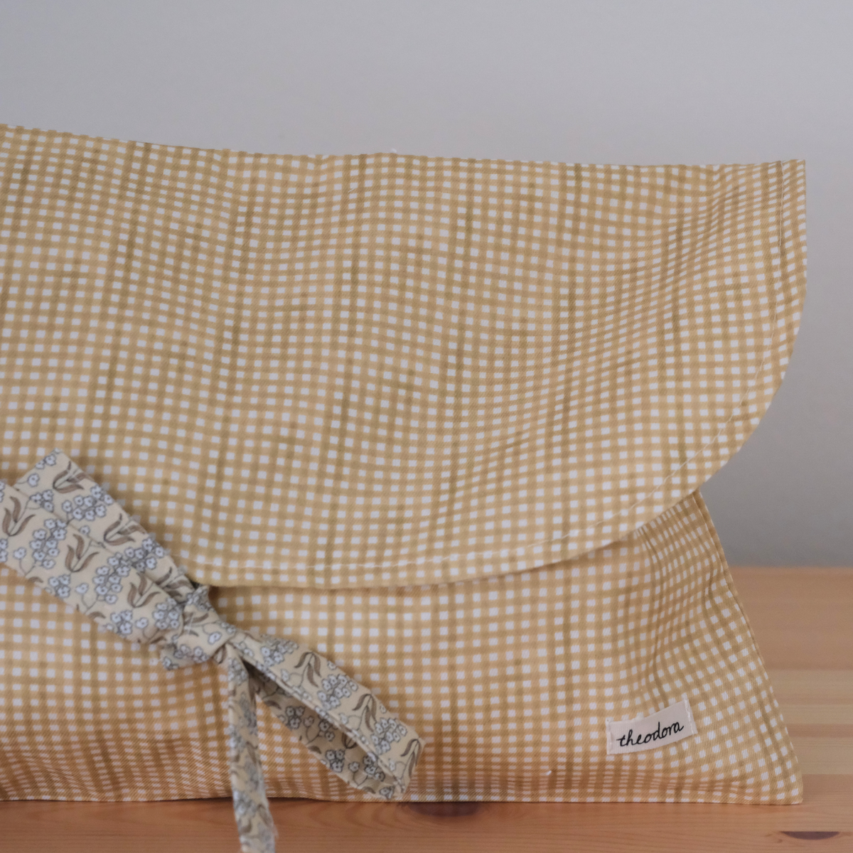 Bolsa muda vichi amarillo