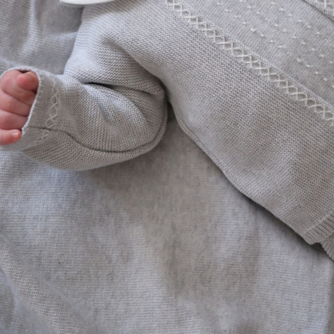 Conjunto punto Quebec gris