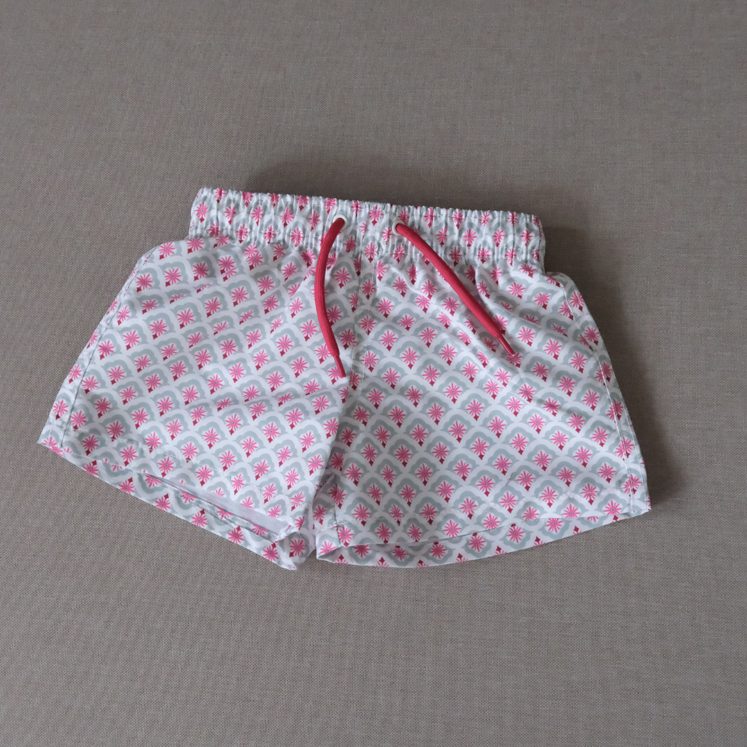 Traje de baño flor rosa