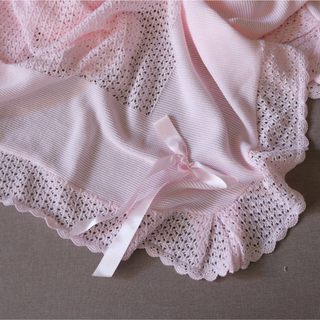 Toquilla Pía rosa bebé