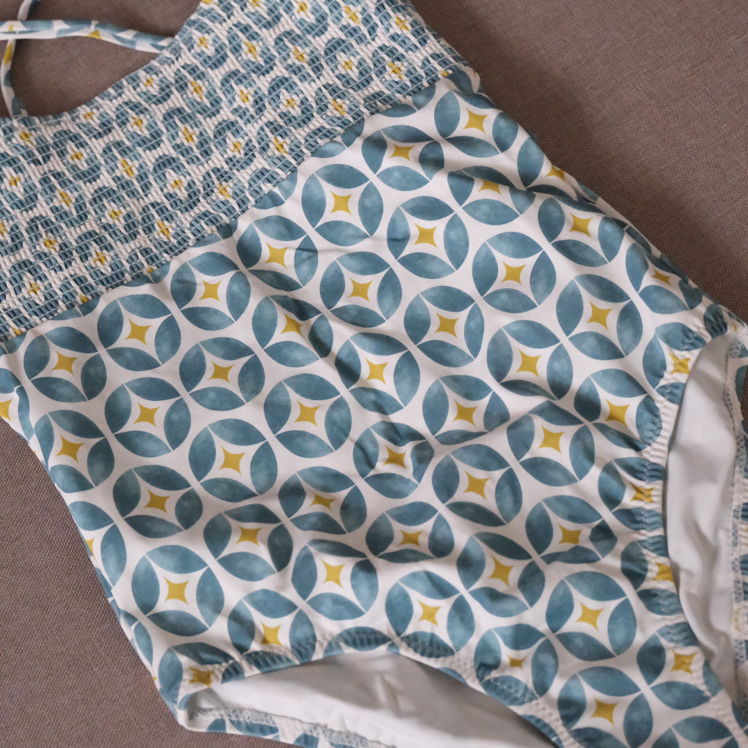 Traje de baño estrella