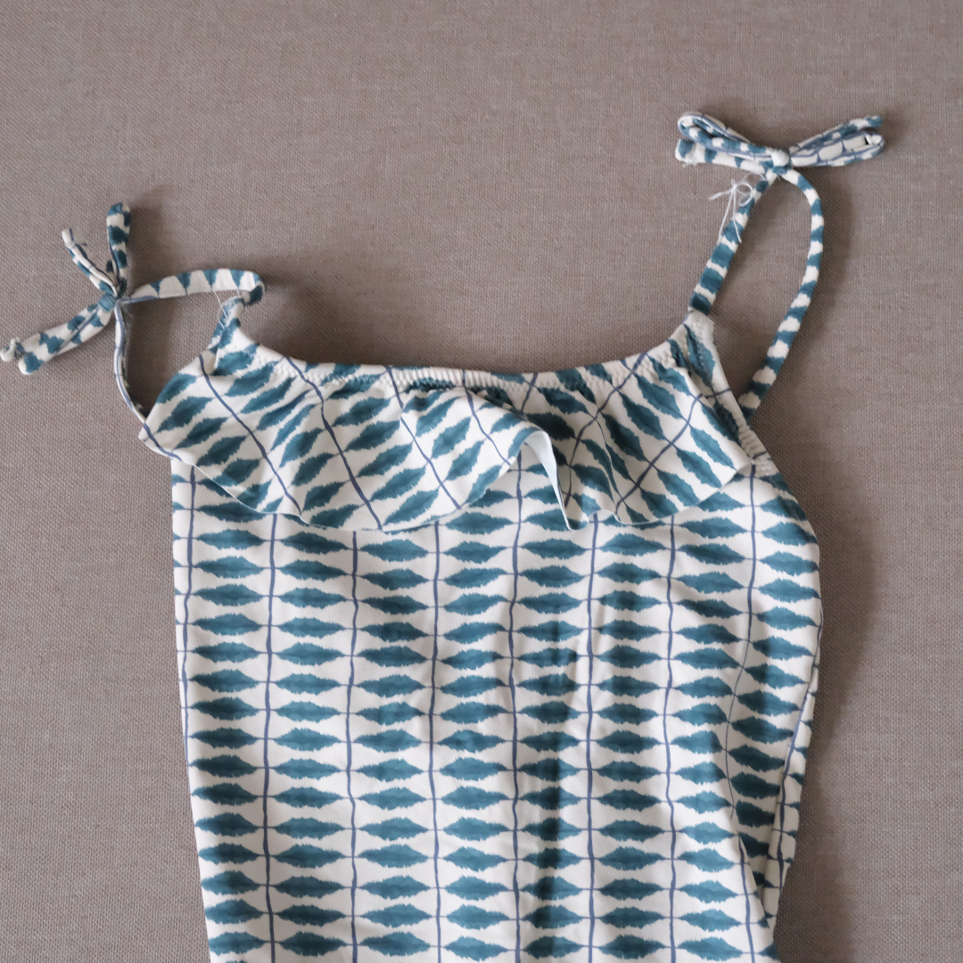 Traje de baño rayas azul olán