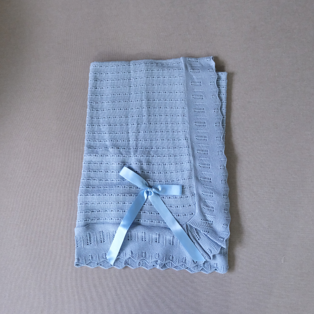 Toquilla María azul empolvado