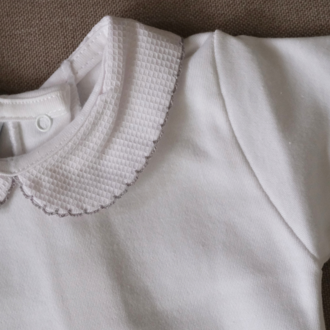 Cuello piqué gris ML