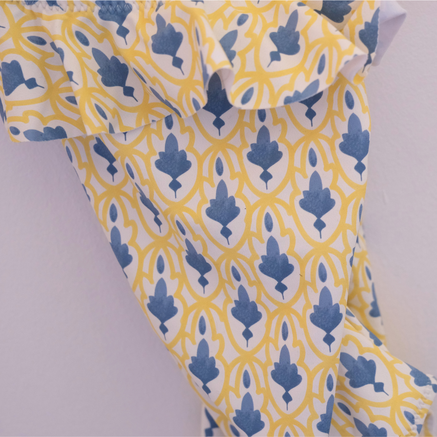 Traje de baño amarillo