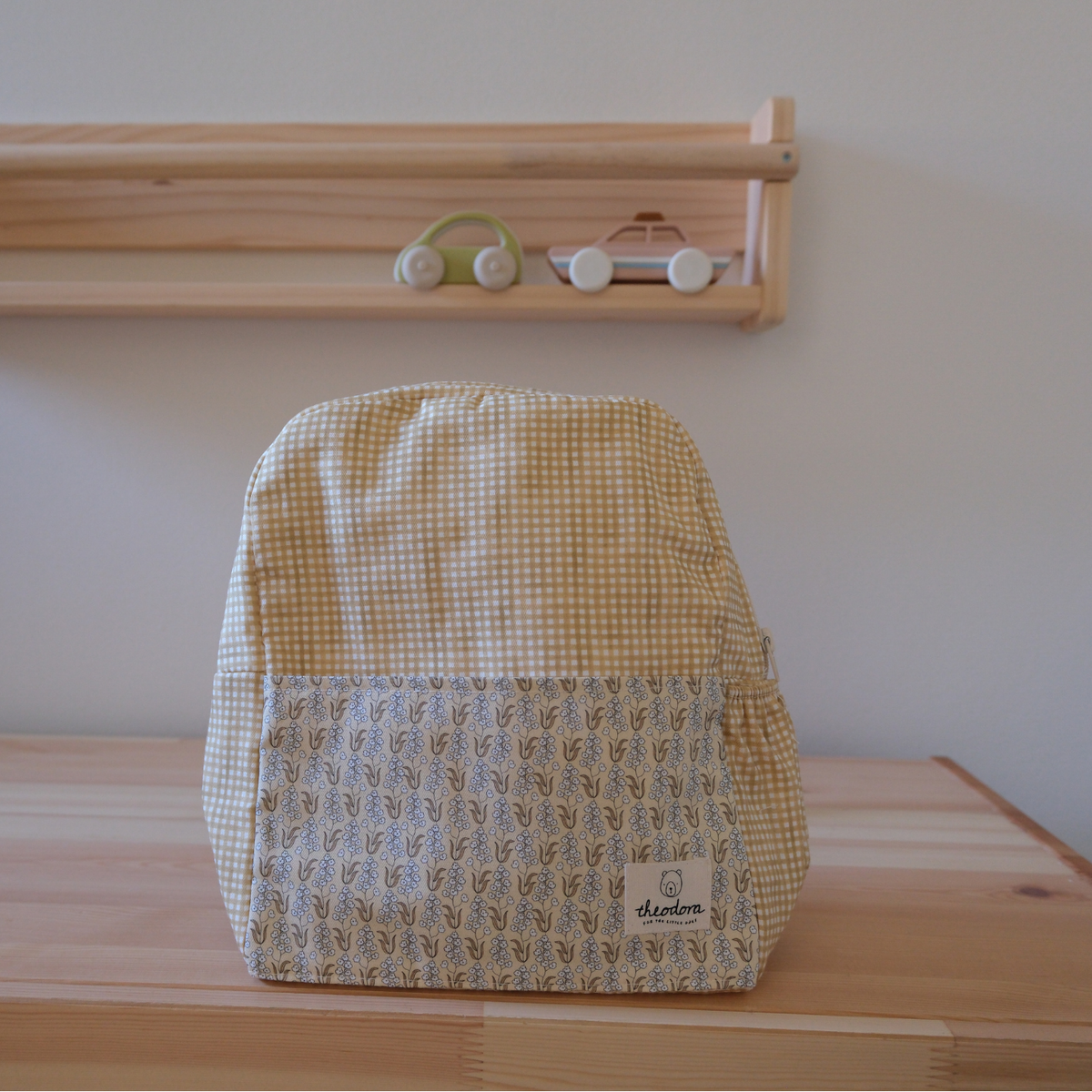 Mochila vichi amarillo