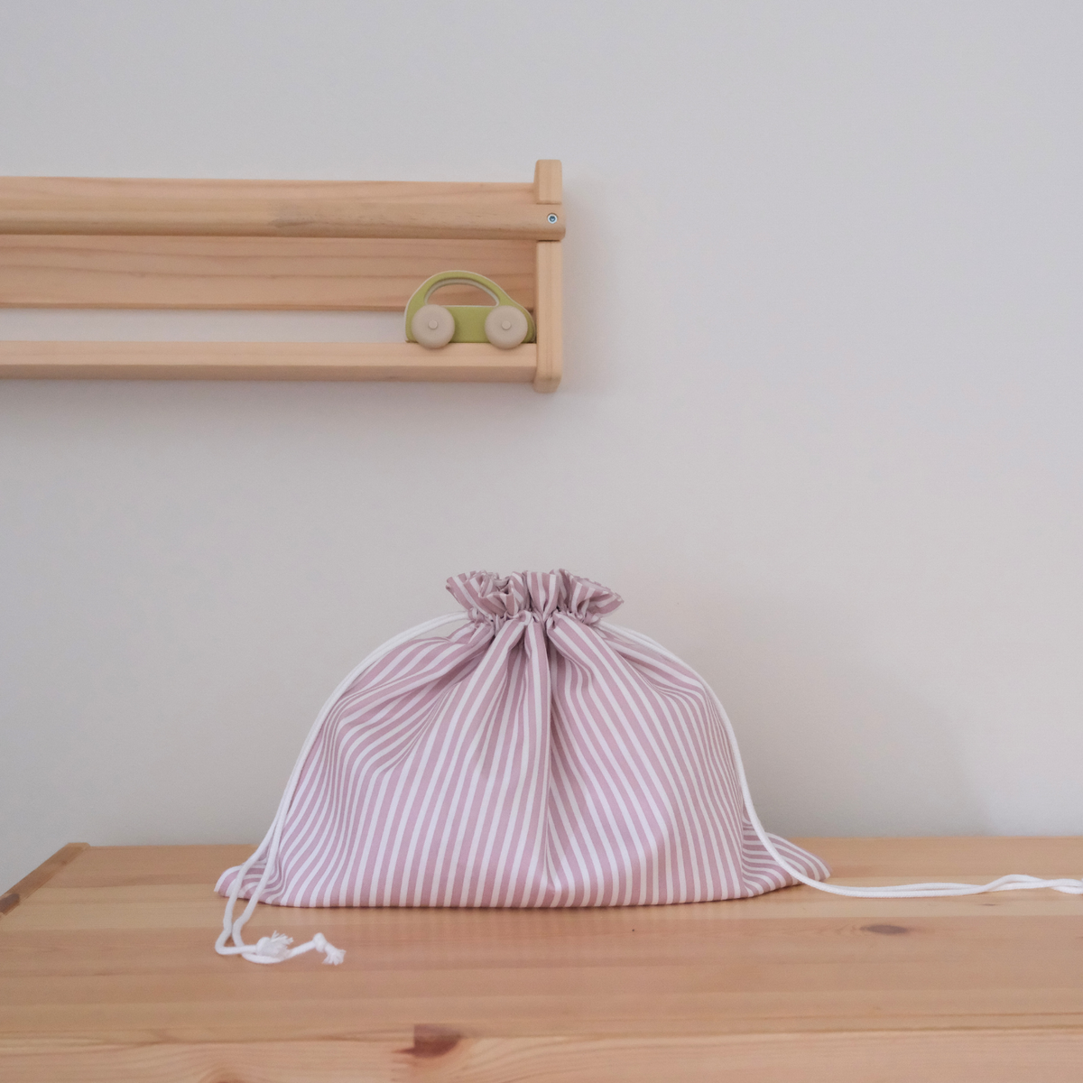 Bolsa impermeable grande rayas rosas