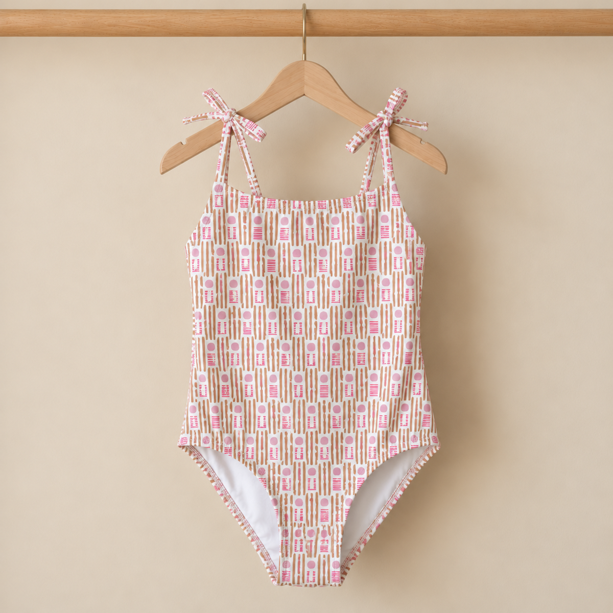 Traje de baño puntos rosas