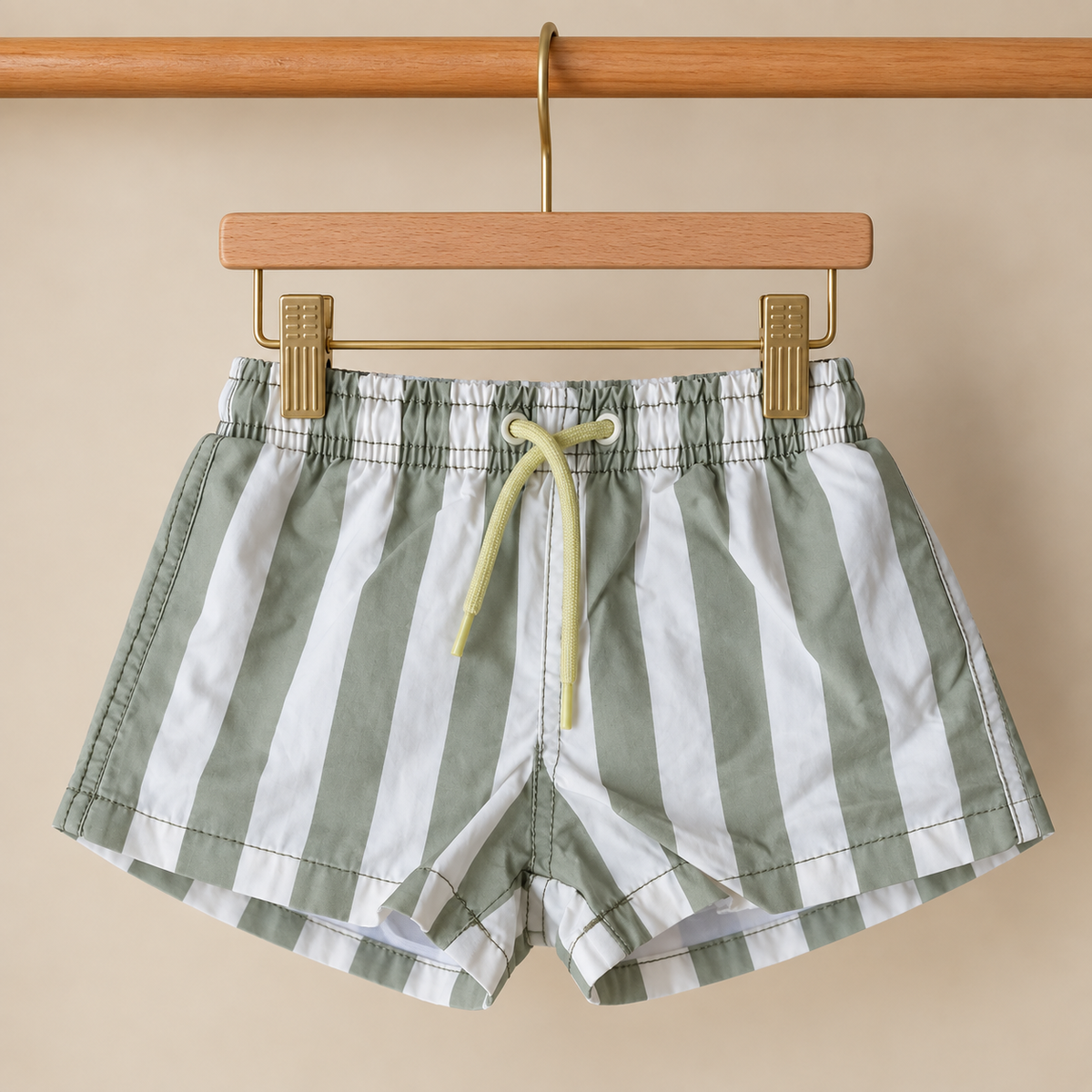 Traje de baño rayas verdes